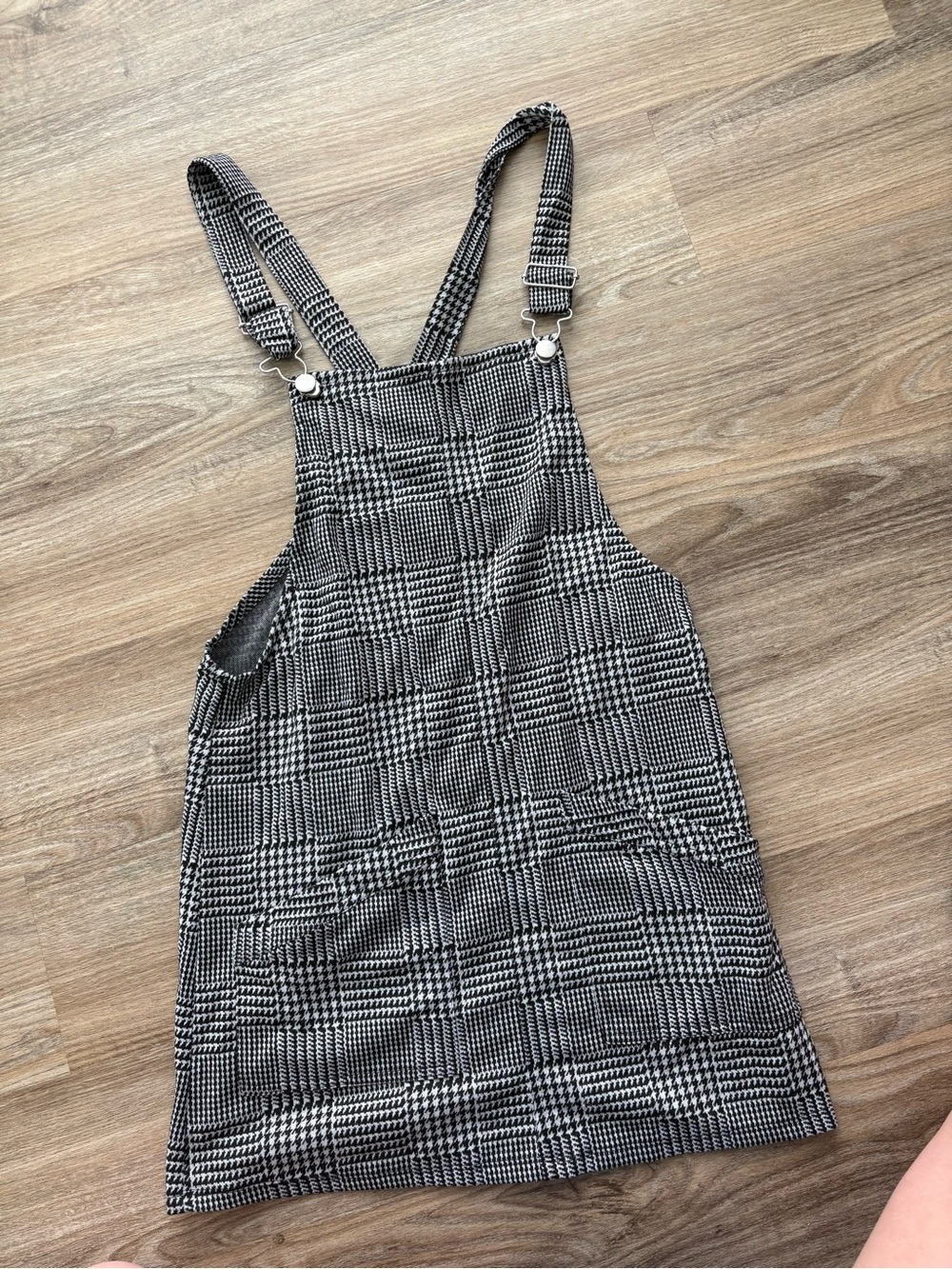 SO Black and White overall dress